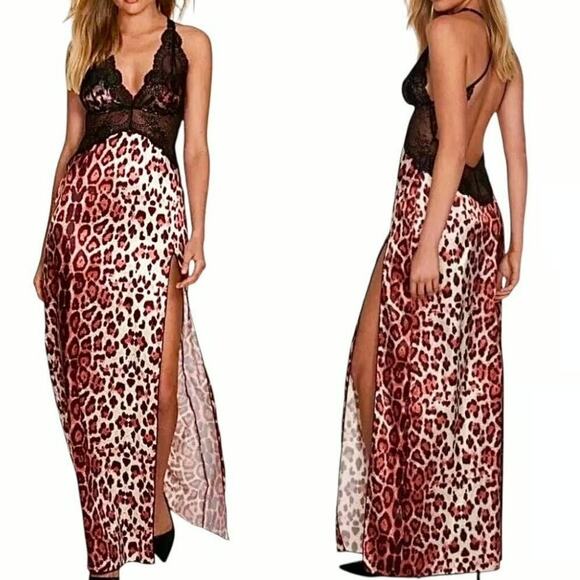 Frederick's Of Hollywood NWT Rosalina Rose Lace Satin Nightgown Maxi Gown Small - Picture 1 of 12